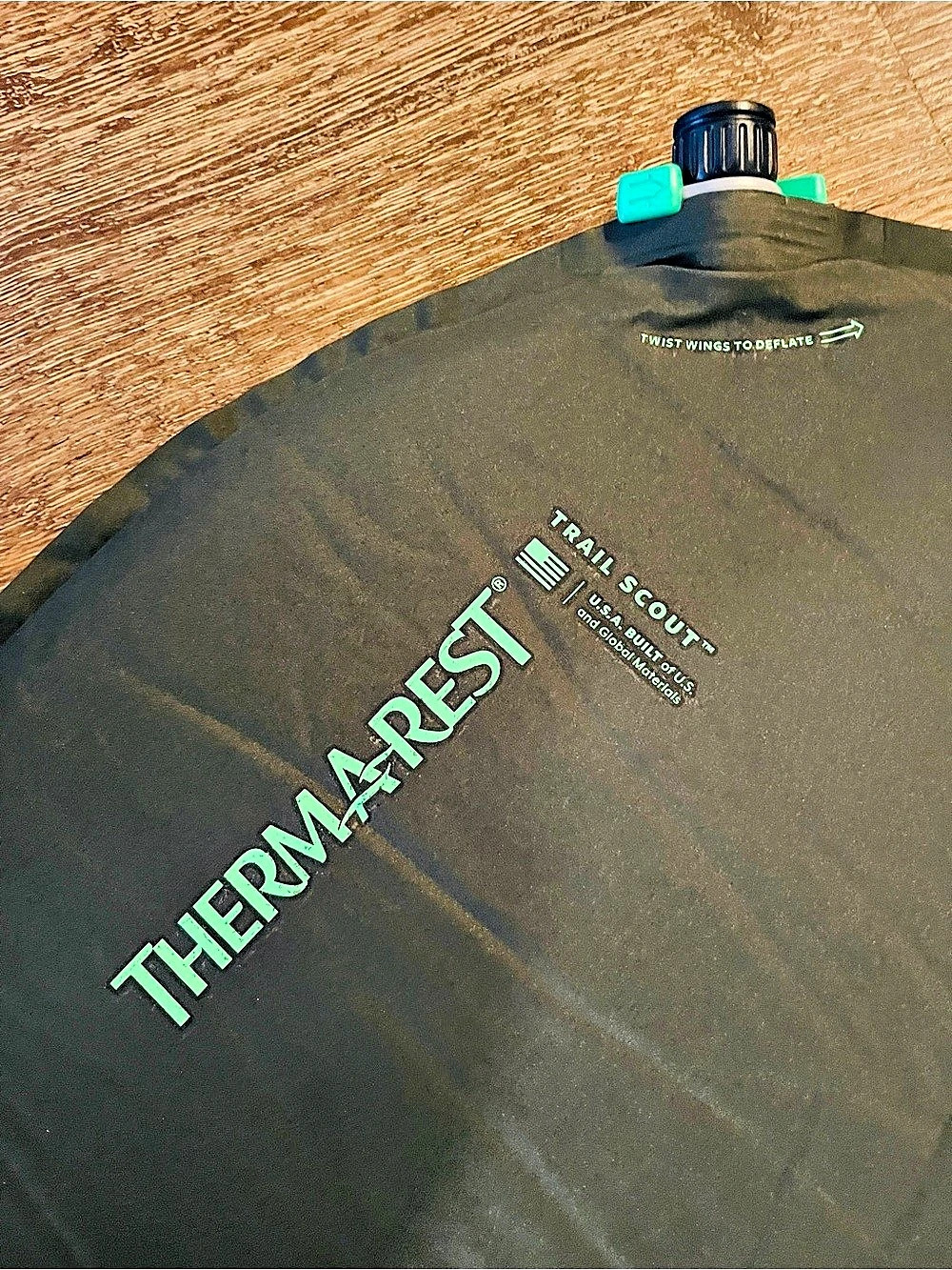 Therm-a-Rest Trail Scout Self-Inflating Sleeping Pad Green